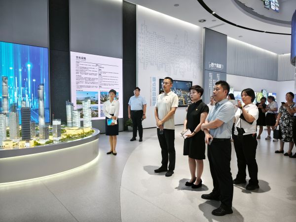 1752658296504330.jpg 上传2.丝路科技规划展厅.jpg